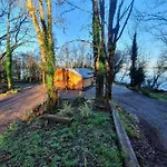 Log On The - Sleeps 4 & Jacuzzi Hébergement de vacances *