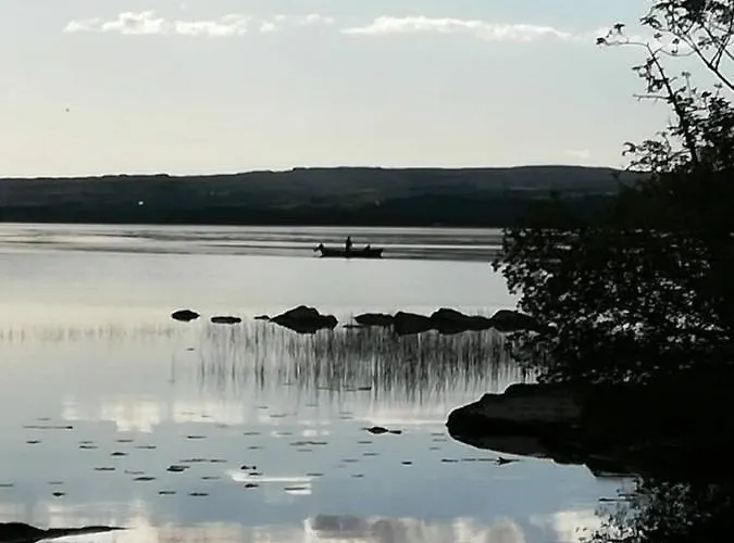 Dom wakacyjny Log On The - Sleeps 4 & Jacuzzi Portroe