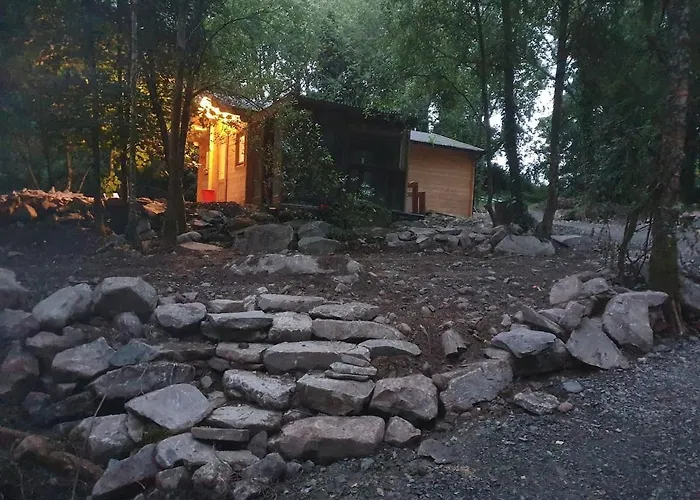 Log On The - Sleeps 4 & Jacuzzi Portroe